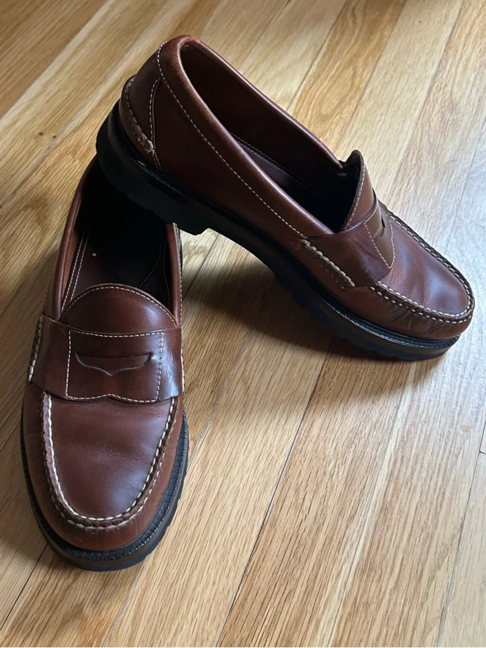 Men's L.L. Bean Brown Leather Loafers size 9